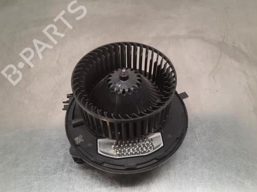 Varmeblæser VW GOLF VIII Variant (CG5, DB5) 2.0 TDI (116 hp) 23604350