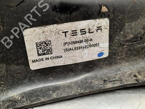 Right rear suspension arm TESLA MODEL Y (5YJY) Long Range All-wheel Drive | BP25585804M15 