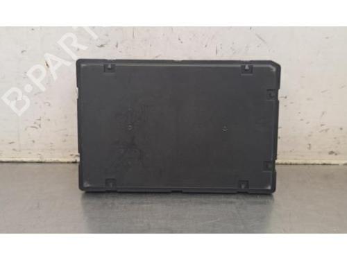 Used Electronic module Electronic module PORSCHE TAYCAN (Y1A) 4S (Y1ADB1) (530 hp) 34268712 34268712