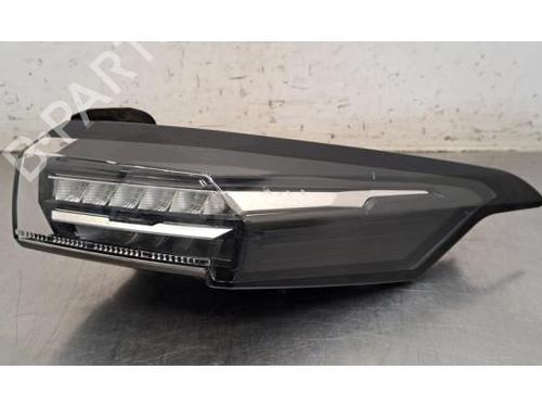 Used Right taillight Right taillight PEUGEOT 308 III (FB_, FH_, FP_, F3_, FM_) PureTech 130 (FPHNSL, FPHNST) (131 hp) 35935274 35935274