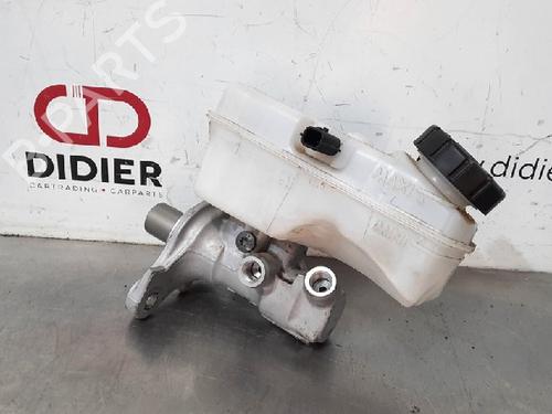 Used Brake master cylinder RENAULT CLIO IV (BH_) 0.9 TCe 90 (BHNF, BHMA, BHMH, BHJK, BHJR) (90 hp) 10812466