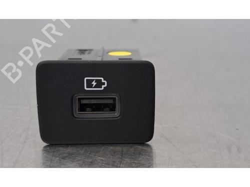 Used Electronic module Electronic module DACIA DUSTER (HM_) 1.5 dCi 115 4x4 (HMAD) (116 hp) 40552456 40552456