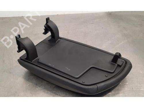 Armrest / Center console BMW 2 Coupe (F22, F87) 218 d | BP23610209I20 
