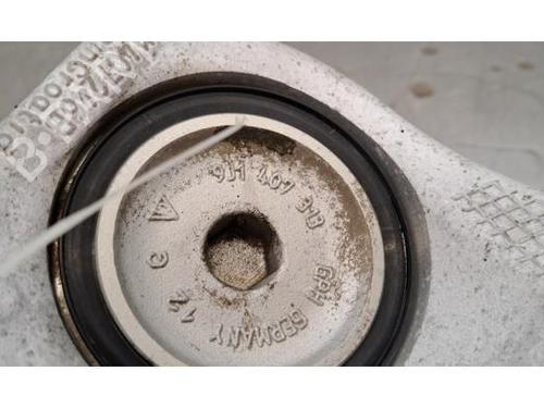 Right front steering knuckle PORSCHE TAYCAN (Y1A) Performance Battery Plus (Y1AAA1) | BP30824208M26