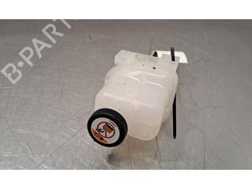 expansion-tank-toyota-mirai-jpd2_-2020-31154823 main image