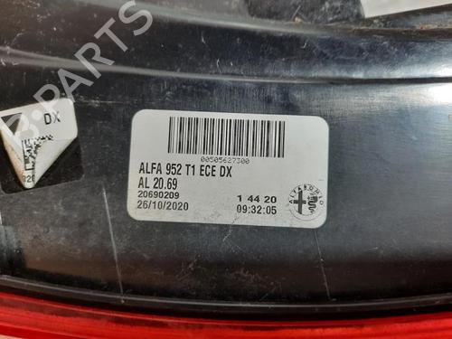Right taillight ALFA ROMEO GIULIA (952_) 2.2 D (952AGA250, 952AGM250, 952ASM2, 952ASA2) | BP33277699C35 - Image 4