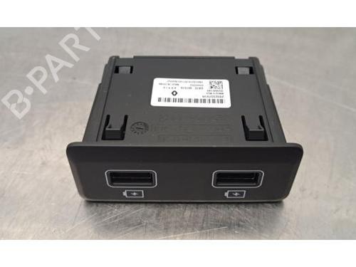 Used Electronic module Electronic module RENAULT TALISMAN Grandtour (KP_) 1.3 TCe 140 (KPNB) (140 hp) 40552882 40552882