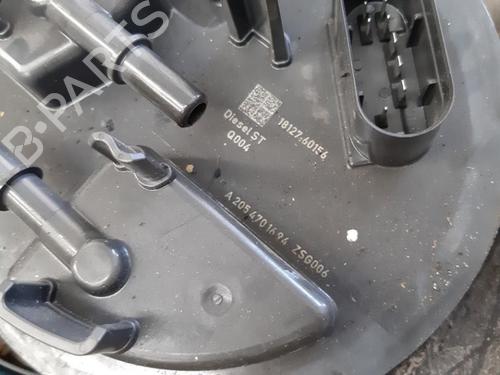 Used Fuel pump MERCEDES-BENZ C-CLASS (W205) C 180 BlueTEC / d (205.036) (116 hp) 10812813