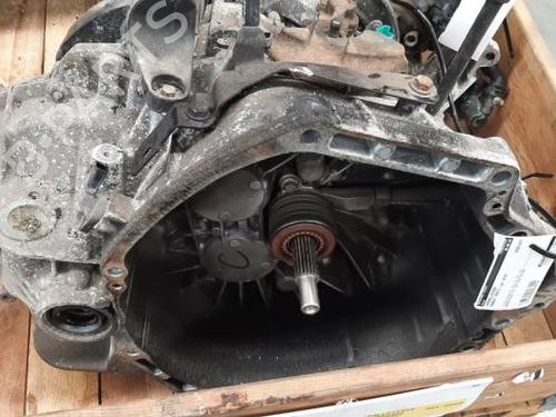 Used Gearbox RENAULT TRAFIC III Van (FG_) 1.6 dCi 115 (FGMD) (116 hp) 23605363