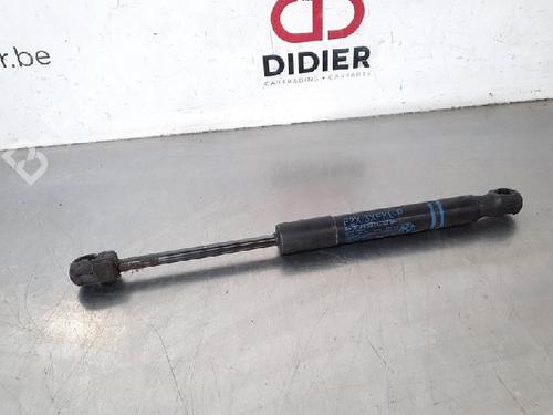 Used Hood lift support BMW 3 (F30, F80) 316 d (116 hp) 15016553