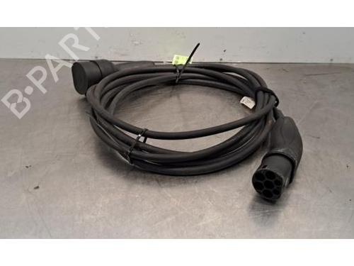 BP30824248O1 main image