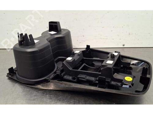Cup/Object holder CITROËN C3 IV (CC_, CB_) ë-C3 (CBZYAZ) | BP32408431I37 