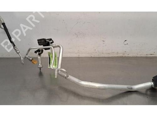 Used AC pipe PEUGEOT 308 III (FB_, FH_, FP_, F3_, FM_) BlueHDi 130 (FBYHZL, FBYHZT) (131 hp) 26442134