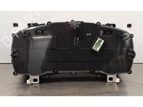 Instrument cluster PEUGEOT EXPERT Van (V_) 2.0 BlueHDi 120 | BP31273261C47