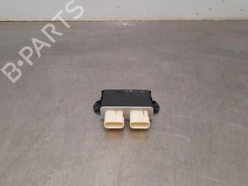 Module électronique PEUGEOT 3008 II SUV (MC_, MR_, MJ_, M4_) 1.2 THP/ PureTech 130 (MRHNSM, MRHNSU, MRHNSJ, MRHNYW,... (131 hp) 23580841