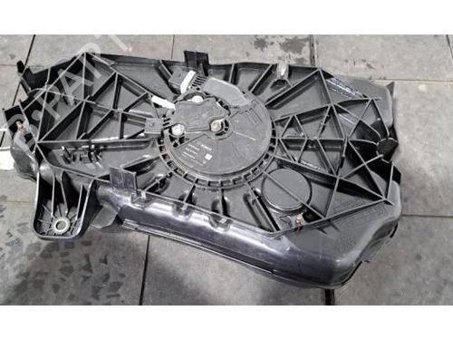 Used AdBlue tank VW GOLF VII (5G1, BQ1, BE1, BE2) 2.0 TDI (150 hp) 30766458