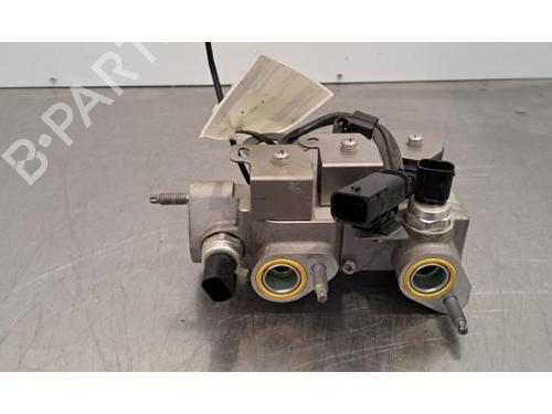 Used Electronic sensor VOLVO XC40 (536) Recharge AWD (408 hp) 30915809