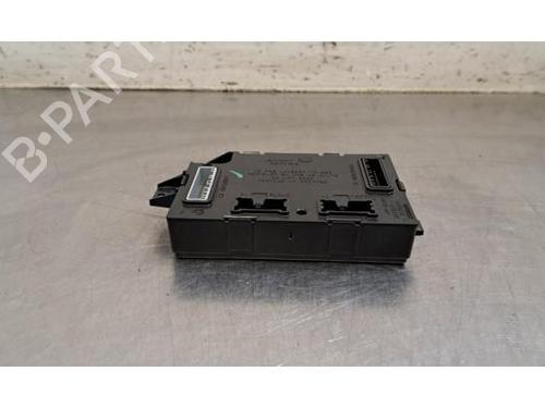 electronic-module-renault-trafic-iii-van-fg_-2014-37689572 main image