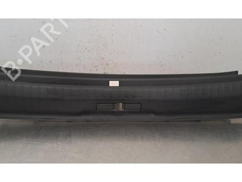 Trinbræt Trinbræt PEUGEOT 3008 II SUV (MC_, MR_, MJ_, M4_) 1.2 THP/ PureTech 130 (MRHNSM, MRHNSU, MRHNSJ, MRHNYW,... (131 hp) 33307515 33307515