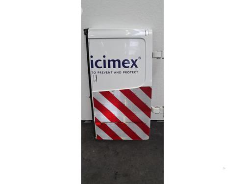 tailgate-renault-trafic-iii-van-fg_-2014-34272481 main image