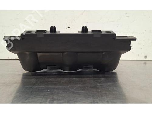 Switch RENAULT CLIO V (B7_) 1.0 TCe 100 (B7MT) | BP32664851I30 