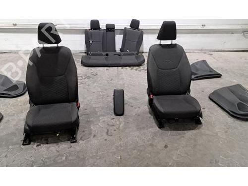 Used Seats set TOYOTA YARIS CROSS (MXP_) 1.5 Hybrid (MXPJ10) (116 hp) 32847403