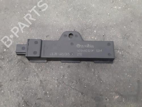 Module électronique BMW 1 (F40) 116 d (116 hp) 10871385