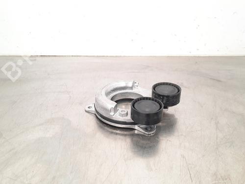 Used Engine mount RENAULT CAPTUR II (HF_) TCe 130 (HFMF) (131 hp) 15793249