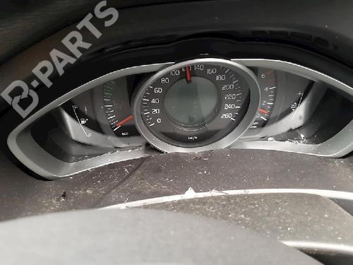 Used Instrument cluster Instrument cluster VOLVO V40 Hatchback (525) D2 (120 hp) 10869922 10869922