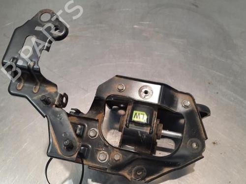 Used Engine mount TOYOTA VERSO (_R2_) 1.6 D4-D (WAR20_) (112 hp) 23578924