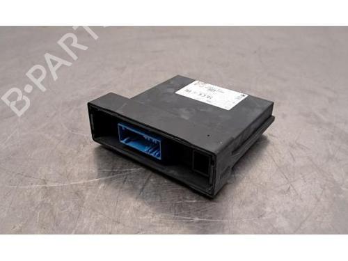 Used Electronic module CITROËN C4 III (BA_, BB_, BC_) 1.2 PureTech 130 (BAHNSA, BAHNSB) (130 hp) 23639239