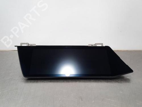 Used Display monitor BMW X5 (G05, F95) xDrive 40 i (340 hp) 10898901