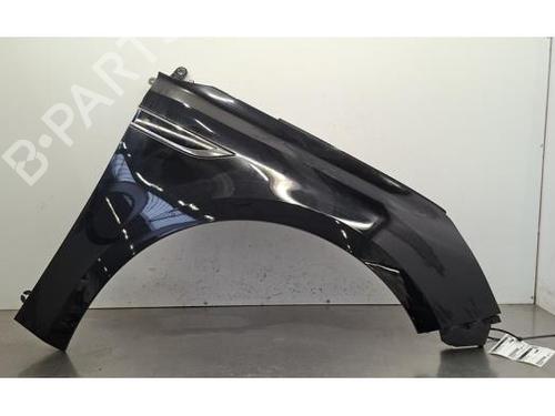 right-front-fenders-renault-megane-iv-hatchback-b9amn_-2015-39645984 main image