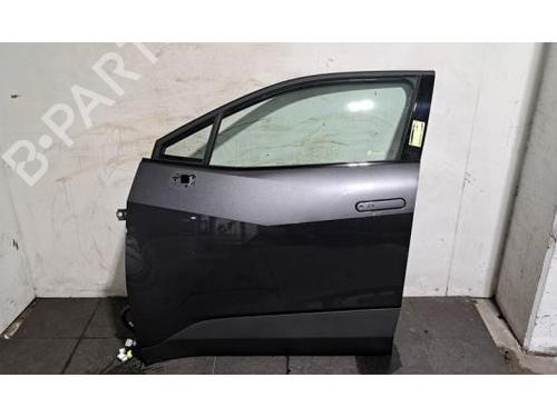 left-front-door-toyota-c-hr-_x2_-_h2_-2023-23639535 main image