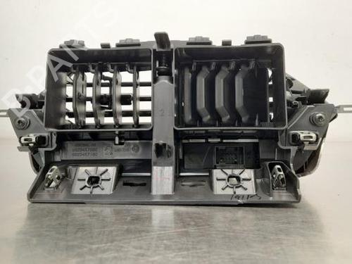 Climate control PEUGEOT 208 II (UB_, UP_, UW_, UJ_) 1.2 PureTech 75 | BP23586846I5 