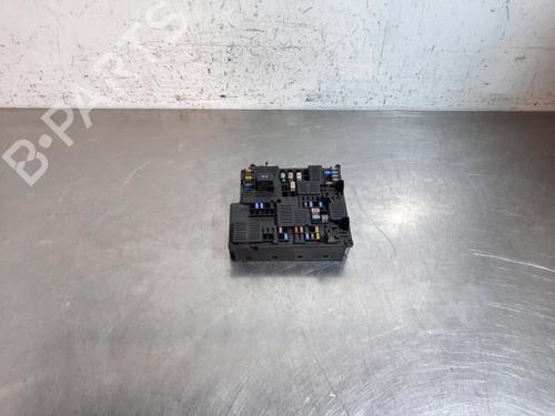 Used Fuse box VOLVO V60 II (225) D3 (150 hp) 31324249