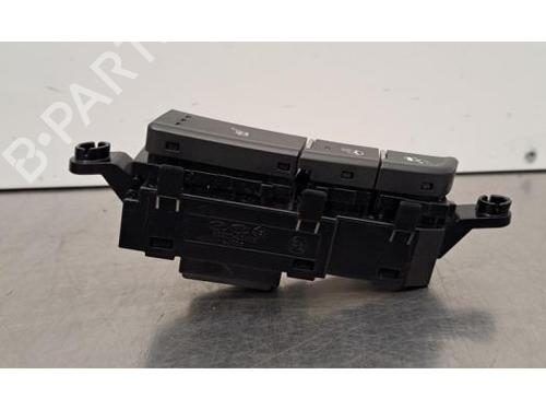 Switch KIA CEE'D Hatchback (ED) 1.6 CVVT | BP30915717I30