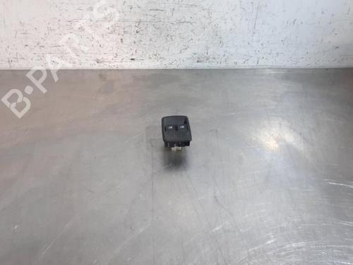 Used Switch RENAULT TRAFIC III Van (FG_) 2.0 dCi 120 (FGMN) (120 hp) 31324390