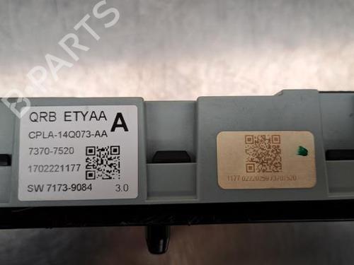 Fuse box JAGUAR XE (X760) 2.0 D | BP23599233E1
