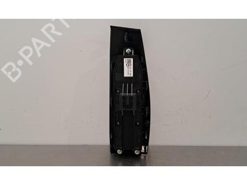 Switch MAZDA MX-30 (DR) e-SKYACTIV | BP30139074I30 