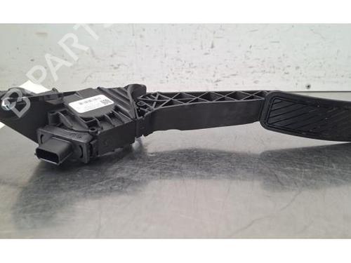Used Pedal Pedal 38274343 38274343