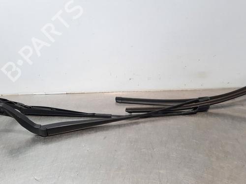 Used Front windshield wiper arm PEUGEOT BOXER Van 2.2 HDi 130 (131 hp) 15031706