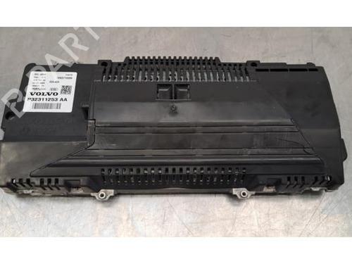 Instrument cluster VOLVO XC60 II (246) D4 | BP29985011C47