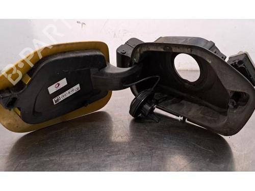 Fuel flap PEUGEOT 208 II (UB_, UP_, UW_, UJ_) 1.2 PureTech 75 | BP23639277C131 