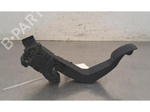 Used Pedal Pedal 37287801 37287801
