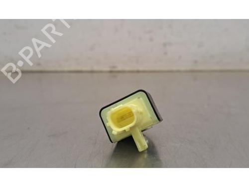 Used Electronic module Electronic module TOYOTA YARIS (_P21_, _PA1_, _PH1_) 1.5 Hybrid (MXPH10, MXPH11) (116 hp) 34408540 34408540
