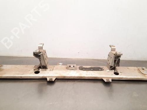 Used Engine mount MERCEDES-BENZ GLE (V167) GLE 400 d 4-matic (167.123) (330 hp) 23588150