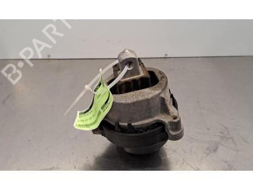 Used Engine mount BMW X5 (G05, F95) xDrive 25 d (231 hp) 30331621