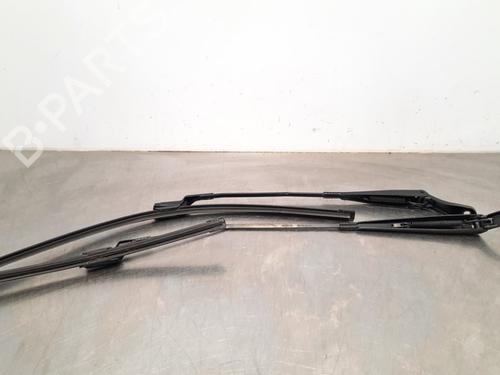 Used Front windshield wiper arm PEUGEOT 208 I (CA_, CC_) 1.6 HDi (114 hp) 15725922