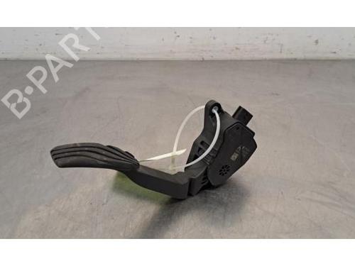 Used Pedal NISSAN JUKE (F16_) DIG-T 117 (117 hp) 29879426